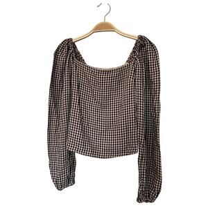 Abercrombie and Fitch Women’s Long sleeve gingham smocked back crop top size S